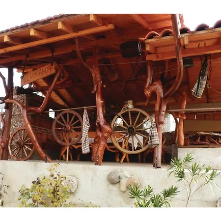 Holiday home Four-bedroom Holiday In Drachevo