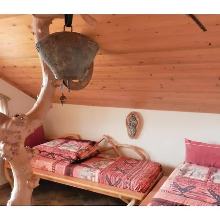 Four-bedroom Holiday In Drachevo